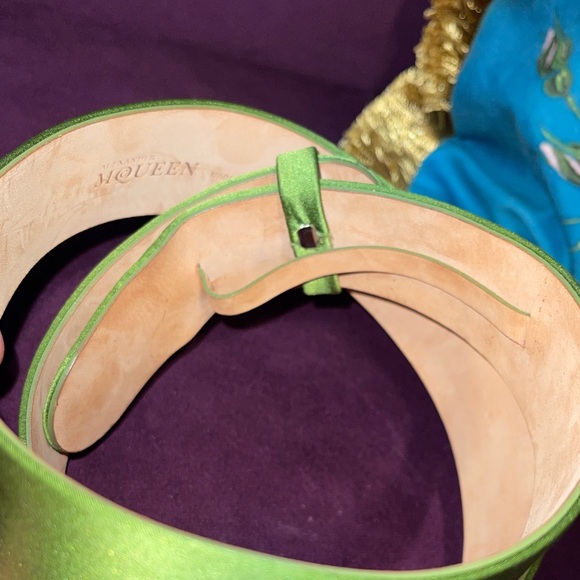 Alexander McQueen Olive Green Women's Belt - Picture 6 of 16